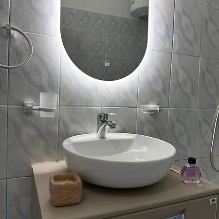Vista Marina 1 *